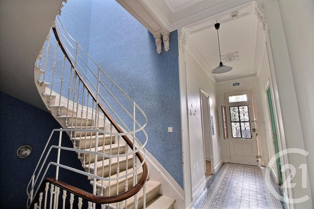 Afficher la photo en grand maison à vendre - 8 pièces - 249.9 m2 - BORDEAUX - 33 - AQUITAINE - Century 21 Talent Immobilier