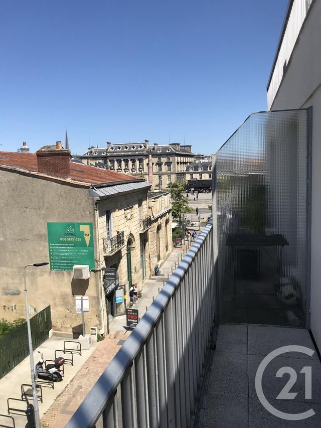 Afficher la photo en grand Appartement T1 à vendre - 1 pièce - 22.0 m2 - BORDEAUX - 33 - AQUITAINE - Century 21 Talent Immobilier