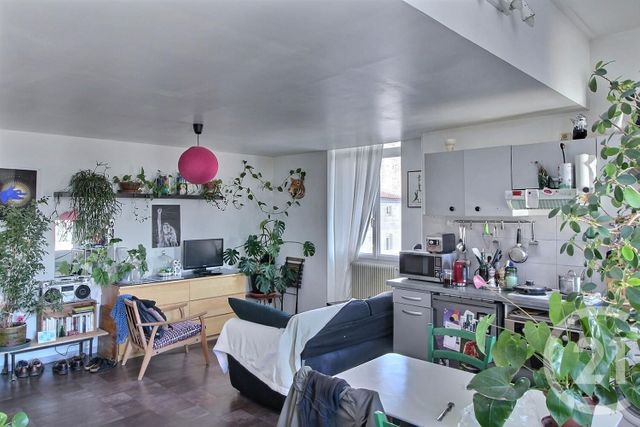 Afficher la photo en grand Appartement Duplex à vendre - 3 pièces - 48.7 m2 - BORDEAUX - 33 - AQUITAINE - Century 21 Talent Immobilier