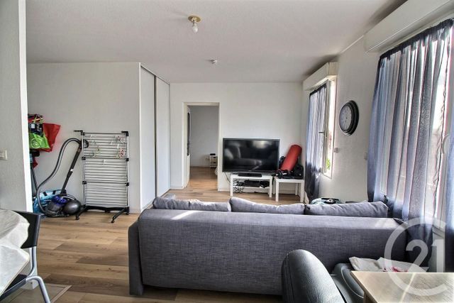 Afficher la photo en grand Appartement F2 à vendre - 2 pièces - 45.0 m2 - BORDEAUX - 33 - AQUITAINE - Century 21 Talent Immobilier