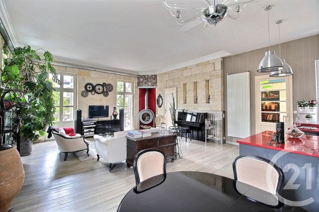 Afficher la photo en grand maison à vendre - 9 pièces - 198.6 m2 - BORDEAUX - 33 - AQUITAINE - Century 21 Talent Immobilier