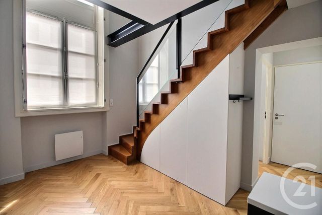 Afficher la photo en grand Appartement F3 à vendre - 3 pièces - 48.6 m2 - BORDEAUX - 33 - AQUITAINE - Century 21 Talent Immobilier