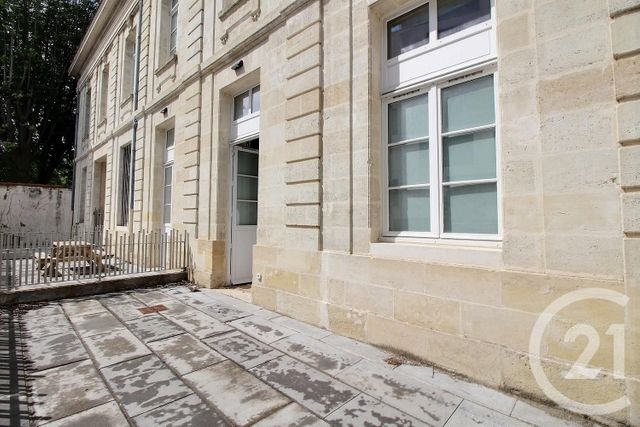 Afficher la photo en grand Appartement F3 à vendre - 3 pièces - 48.6 m2 - BORDEAUX - 33 - AQUITAINE - Century 21 Talent Immobilier
