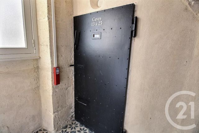 Afficher la photo en grand Appartement F3 à vendre - 3 pièces - 48.6 m2 - BORDEAUX - 33 - AQUITAINE - Century 21 Talent Immobilier