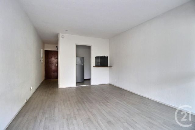 Studio à vendre - 1 pièce - 24.74 m2 - BORDEAUX - 33 - AQUITAINE - Century 21 Talent Immobilier