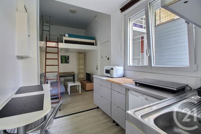 Studio à vendre - 1 pièce - 19.67 m2 - BORDEAUX - 33 - AQUITAINE - Century 21 Talent Immobilier