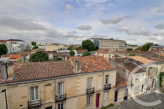Appartement Studio à vendre - 1 pièce - 19.47 m2 - BORDEAUX - 33 - AQUITAINE - Century 21 Talent Immobilier