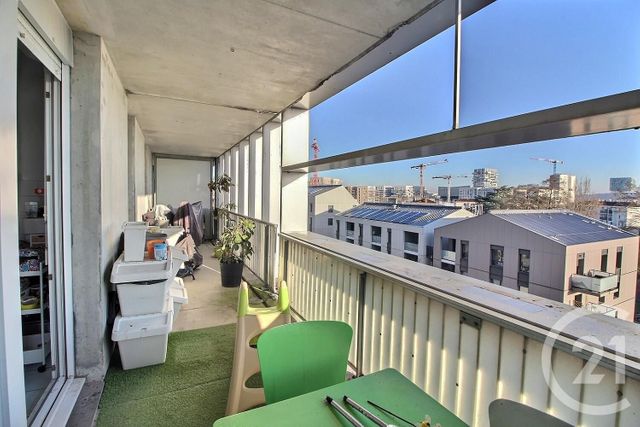 Afficher la photo en grand Appartement F3 à vendre - 3 pièces - 63.6 m2 - BORDEAUX - 33 - AQUITAINE - Century 21 Talent Immobilier