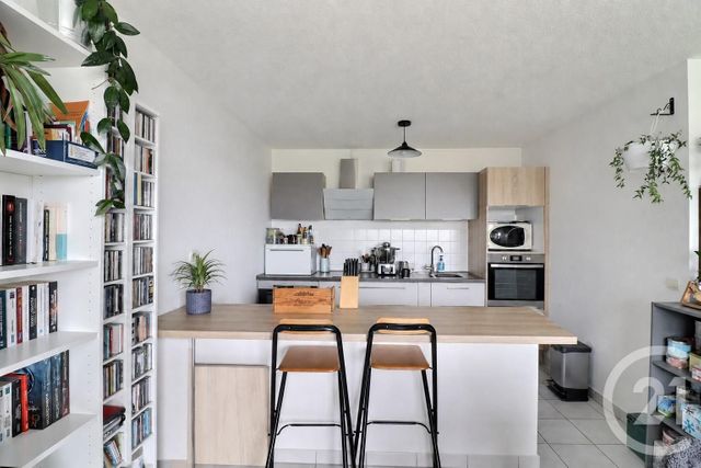 Appartement T2 à vendre - 2 pièces - 47.87 m2 - BORDEAUX - 33 - AQUITAINE - Century 21 Talent Immobilier