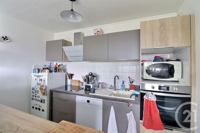 Appartement T2 à vendre - 2 pièces - 47.5 m2 - BORDEAUX - 33 - AQUITAINE - Century 21 Talent Immobilier