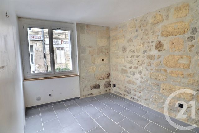 Afficher la photo en grand Appartement T2 à vendre - 2 pièces - 30.38 m2 - BORDEAUX - 33 - AQUITAINE - Century 21 Talent Immobilier