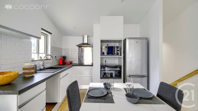 Appartement T2 à vendre - 2 pièces - 44.0 m2 - BORDEAUX - 33 - AQUITAINE - Century 21 Talent Immobilier