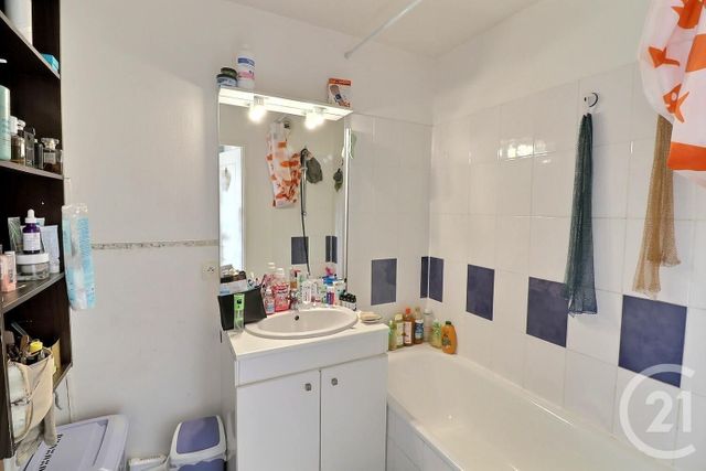 Appartement F3 à vendre - 3 pièces - 71.79 m2 - BORDEAUX - 33 - AQUITAINE - Century 21 Talent Immobilier