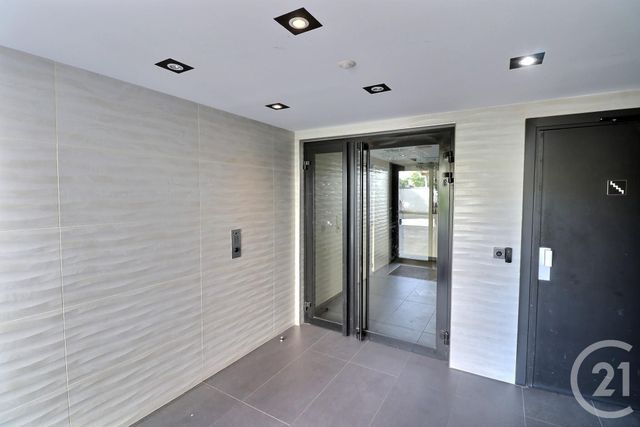 Appartement F1 à vendre - 1 pièce - 37.55 m2 - BORDEAUX - 33 - AQUITAINE - Century 21 Talent Immobilier