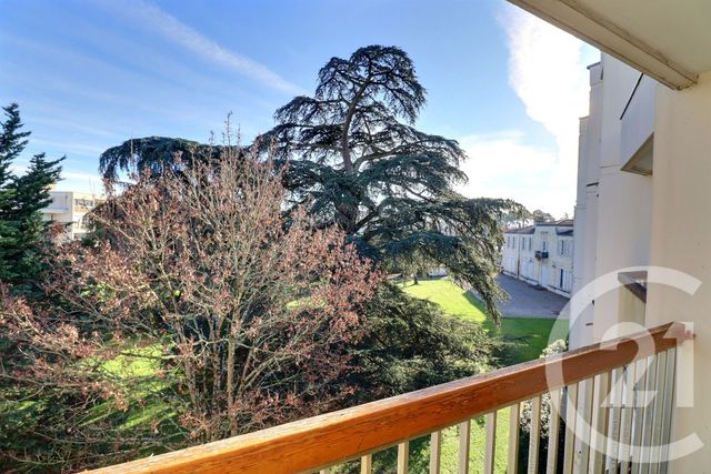 Appartement Studio à vendre - 1 pièce - 30.3 m2 - TALENCE - 33 - AQUITAINE - Century 21 Talent Immobilier