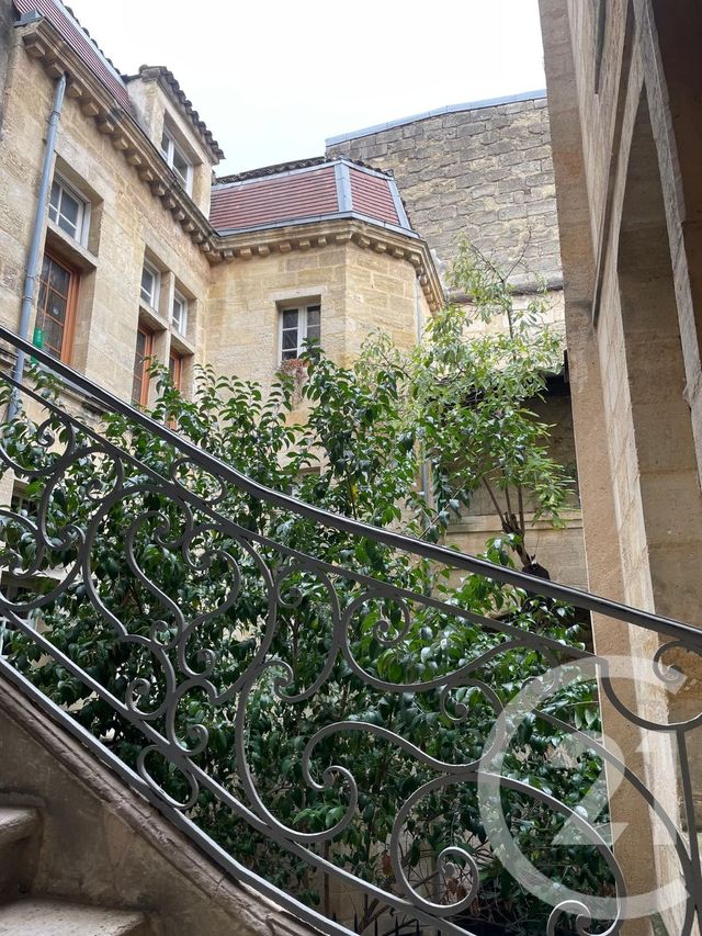 Appartement T1 à vendre - 1 pièce - 40.05 m2 - BORDEAUX - 33 - AQUITAINE - Century 21 Talent Immobilier