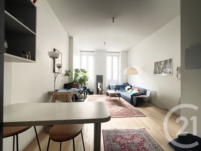 Afficher la photo en grand Appartement F2 bis à vendre - 3 pièces - 57.66 m2 - BORDEAUX - 33 - AQUITAINE - Century 21 Talent Immobilier