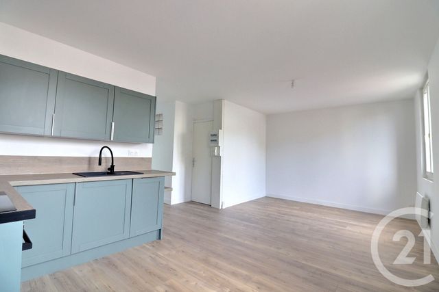 Appartement T3 à vendre - 3 pièces - 49.7 m2 - BORDEAUX - 33 - AQUITAINE - Century 21 Talent Immobilier
