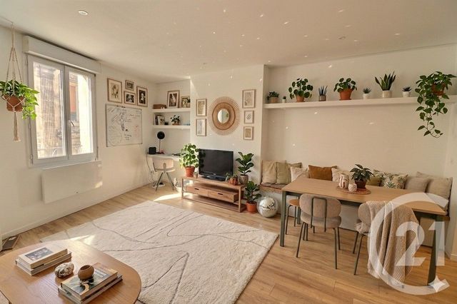 Appartement T2 à vendre - 2 pièces - 54.69 m2 - BORDEAUX - 33 - AQUITAINE - Century 21 Talent Immobilier