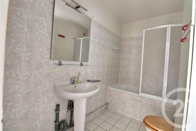 Appartement T4 à vendre - 4 pièces - 63.97 m2 - BORDEAUX - 33 - AQUITAINE - Century 21 Talent Immobilier