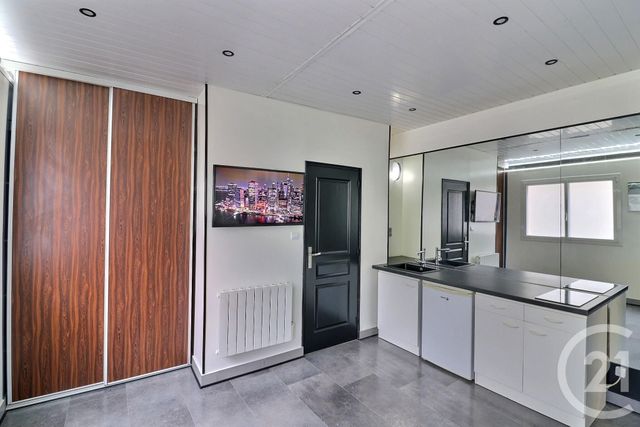 Appartement Studio à vendre - 1 pièce - 22.77 m2 - BORDEAUX - 33 - AQUITAINE - Century 21 Talent Immobilier