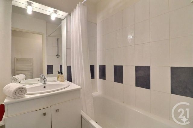 Appartement T2 à vendre - 2 pièces - 49.89 m2 - BORDEAUX - 33 - AQUITAINE - Century 21 Talent Immobilier