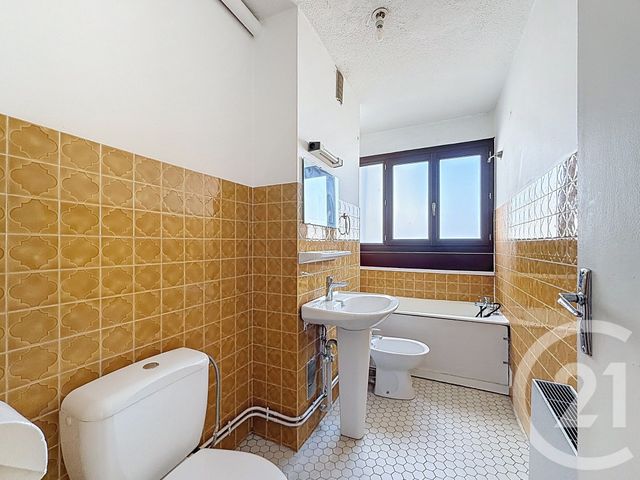 Appartement Studio à vendre - 1 pièce - 23.35 m2 - BORDEAUX - 33 - AQUITAINE - Century 21 Talent Immobilier