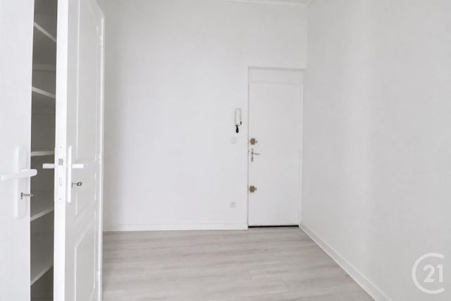 Appartement F1 bis à vendre - 2 pièces - 32.56 m2 - BORDEAUX - 33 - AQUITAINE - Century 21 Talent Immobilier