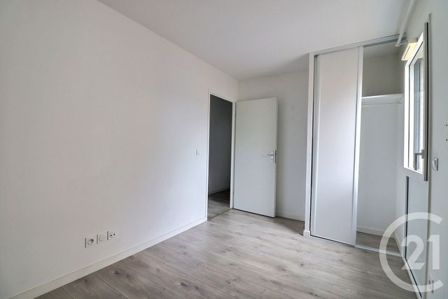 Appartement T3 à vendre - 3 pièces - 55.5 m2 - BORDEAUX - 33 - AQUITAINE - Century 21 Talent Immobilier