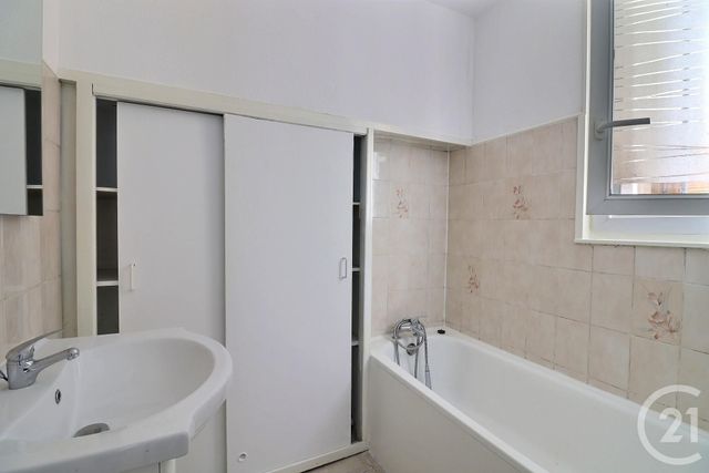 Appartement T2 à vendre - 2 pièces - 29.59 m2 - BORDEAUX - 33 - AQUITAINE - Century 21 Talent Immobilier