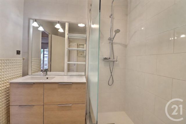 Appartement T2 à vendre - 2 pièces - 51.05 m2 - BORDEAUX - 33 - AQUITAINE - Century 21 Talent Immobilier