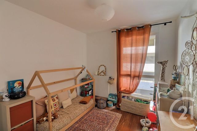 Appartement T4 à vendre - 4 pièces - 80.19 m2 - BORDEAUX - 33 - AQUITAINE - Century 21 Talent Immobilier