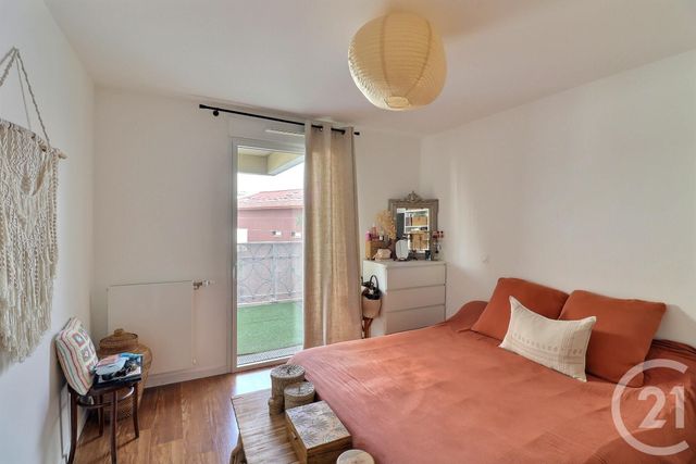 Appartement T4 à vendre - 4 pièces - 80.19 m2 - BORDEAUX - 33 - AQUITAINE - Century 21 Talent Immobilier