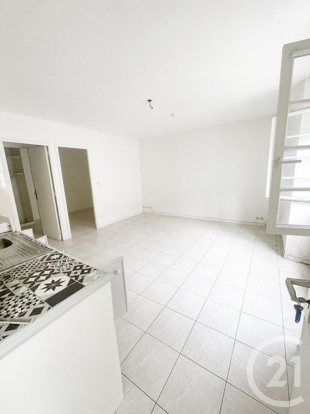 Appartement T1 à vendre - 1 pièce - 34.0 m2 - BORDEAUX - 33 - AQUITAINE - Century 21 Talent Immobilier