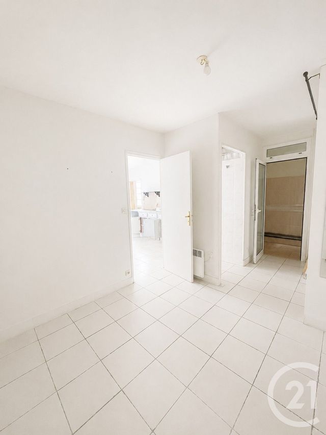 Appartement T1 à vendre - 1 pièce - 34.0 m2 - BORDEAUX - 33 - AQUITAINE - Century 21 Talent Immobilier