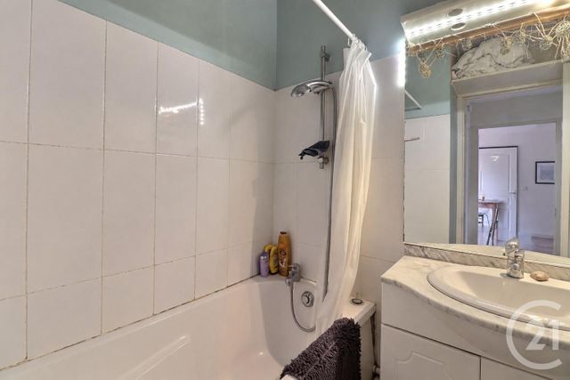 Appartement T2 à vendre - 2 pièces - 44.76 m2 - BORDEAUX - 33 - AQUITAINE - Century 21 Talent Immobilier