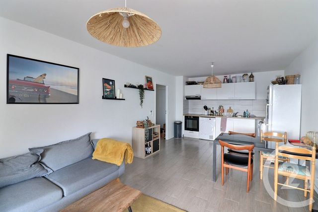 Appartement T3 à vendre - 3 pièces - 60.75 m2 - BORDEAUX - 33 - AQUITAINE - Century 21 Talent Immobilier