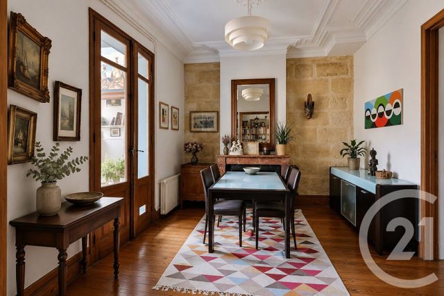 Appartement T3 à vendre - 3 pièces - 71.0 m2 - BORDEAUX - 33 - AQUITAINE - Century 21 Talent Immobilier