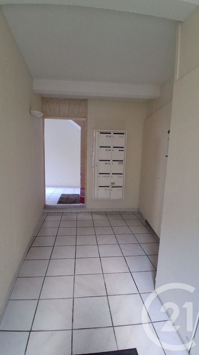 Appartement T1 à vendre - 1 pièce - 31.87 m2 - BORDEAUX - 33 - AQUITAINE - Century 21 Talent Immobilier