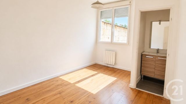 Appartement T2 à vendre - 2 pièces - 26.0 m2 - BORDEAUX - 33 - AQUITAINE - Century 21 Talent Immobilier